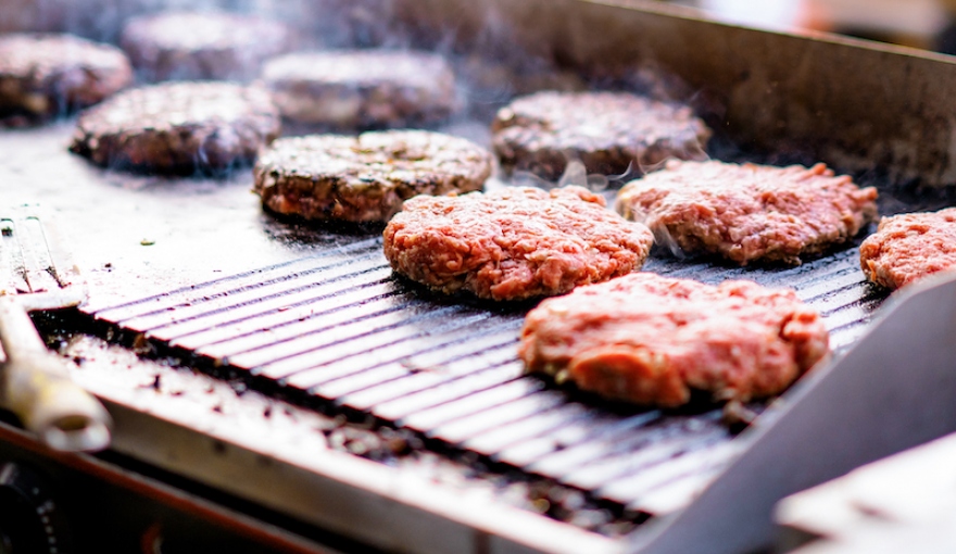 Ai Viali da Rocco - Lanciano - Nascita di un Hamburger, olio su