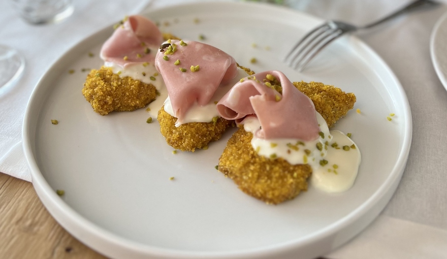 Cotolette gluten free con mortadella e squacquerone