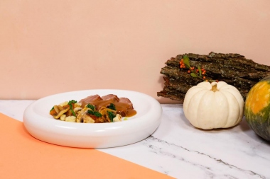 Arrosto di vitello con panzanella autunnale