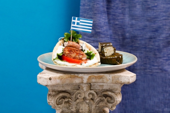 Pita greca con mini hamburger